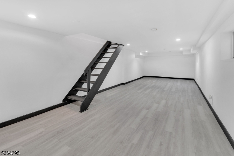 Property Photo: 158 Catherine St NJ 07201