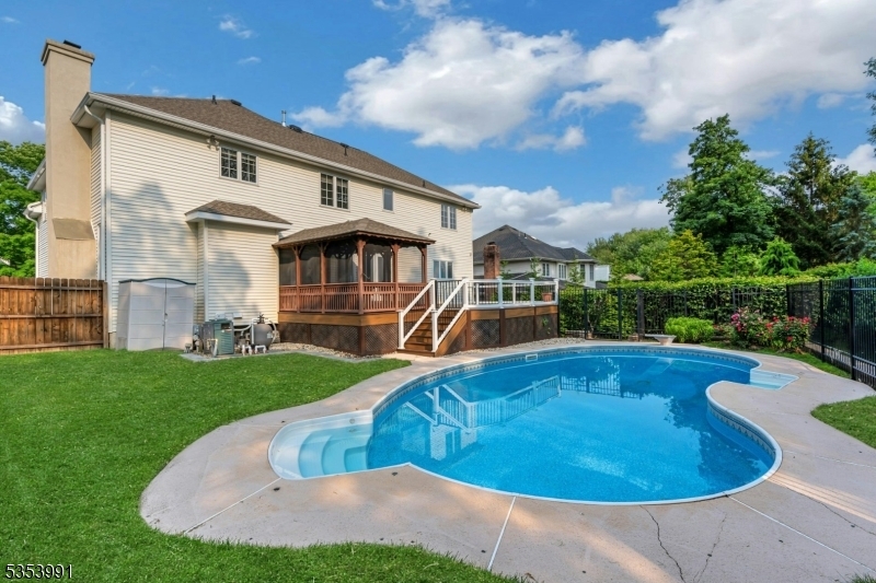 5 Hickory Lane  Warren Twp. NJ 07059 photo