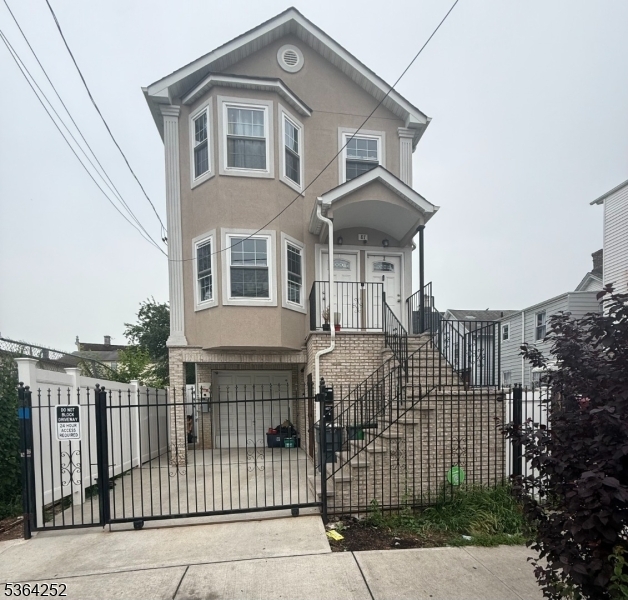 87 6th St  Elizabeth City NJ 07206 photo