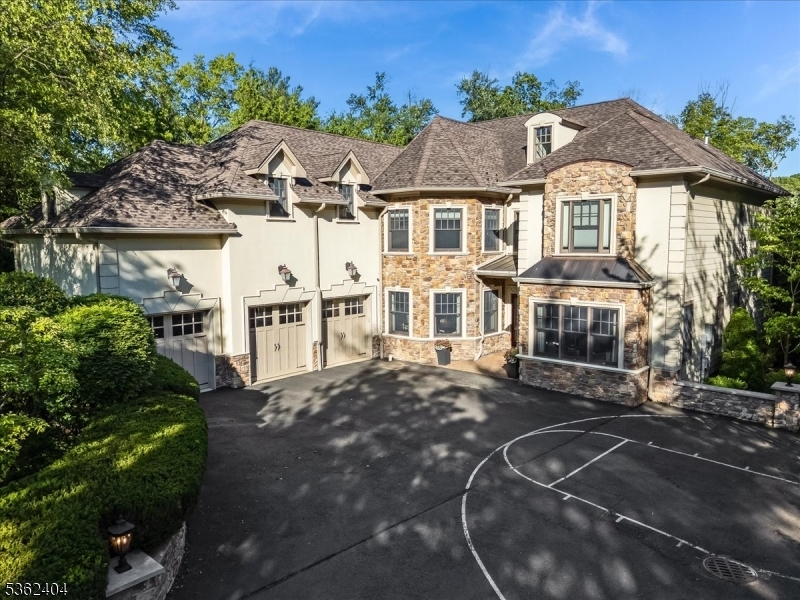 Property Photo: 270 White Oak Ridge Rd NJ 07078