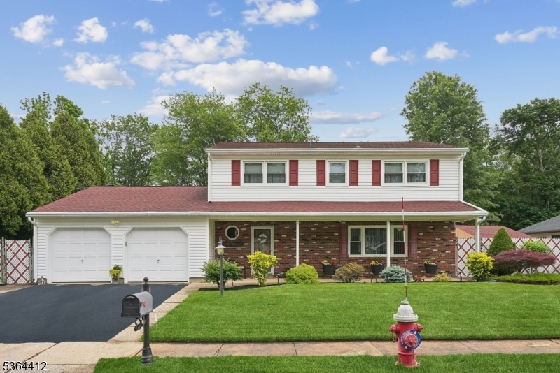 39 Evergreen Ter  Monroe Twp. NJ 08831 photo
