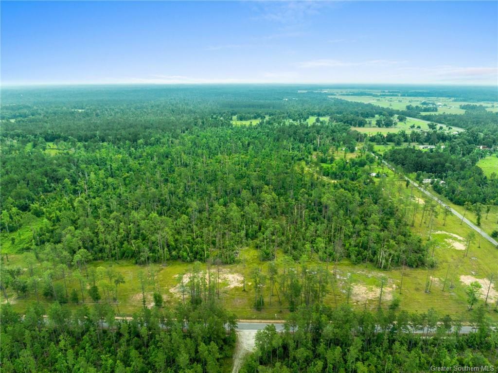 Property Photo: 0 Tract 4 Duke Hollingsworth Road LA 70657