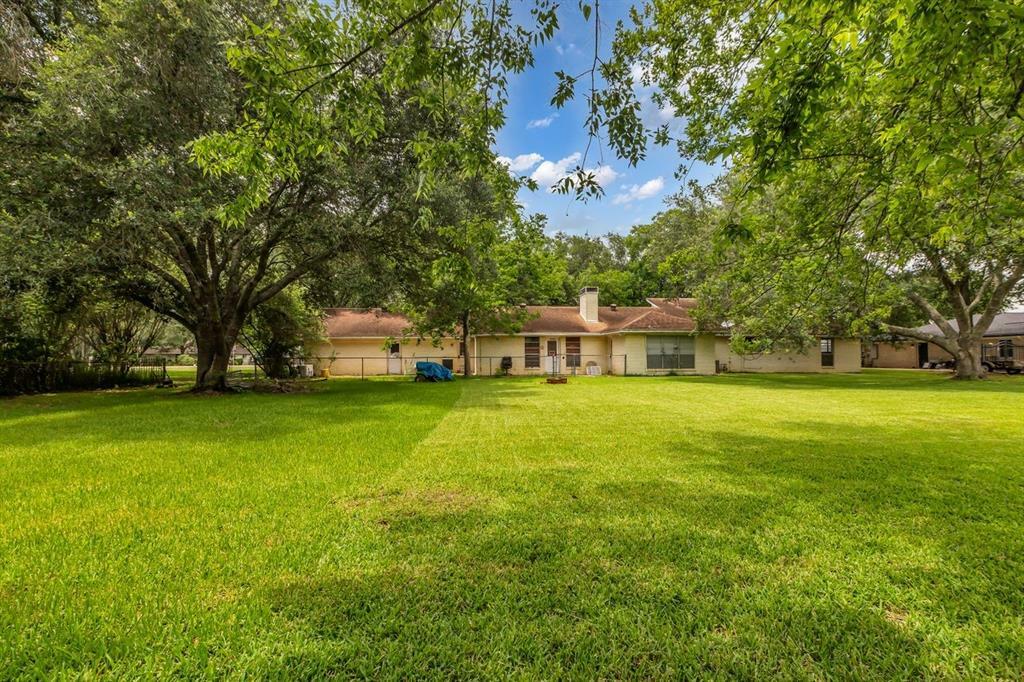Property Photo: 3405 E Circle Drive TX 77581
