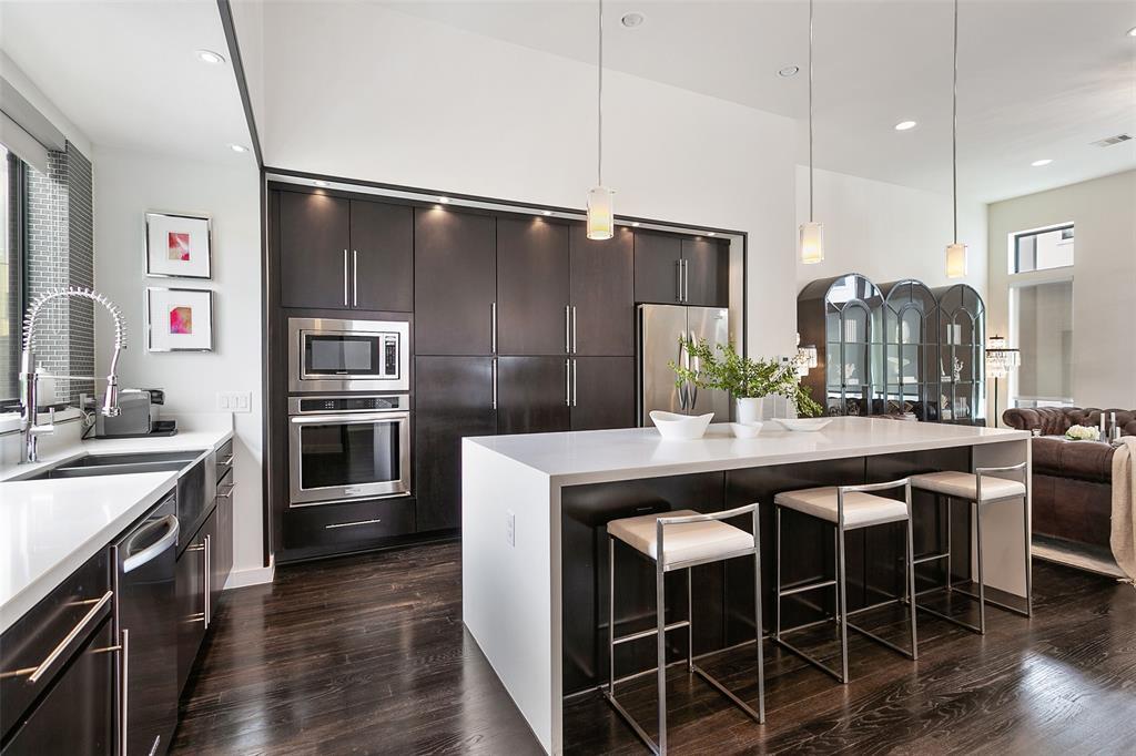 1509 Colorado Street  Houston TX 77007 photo