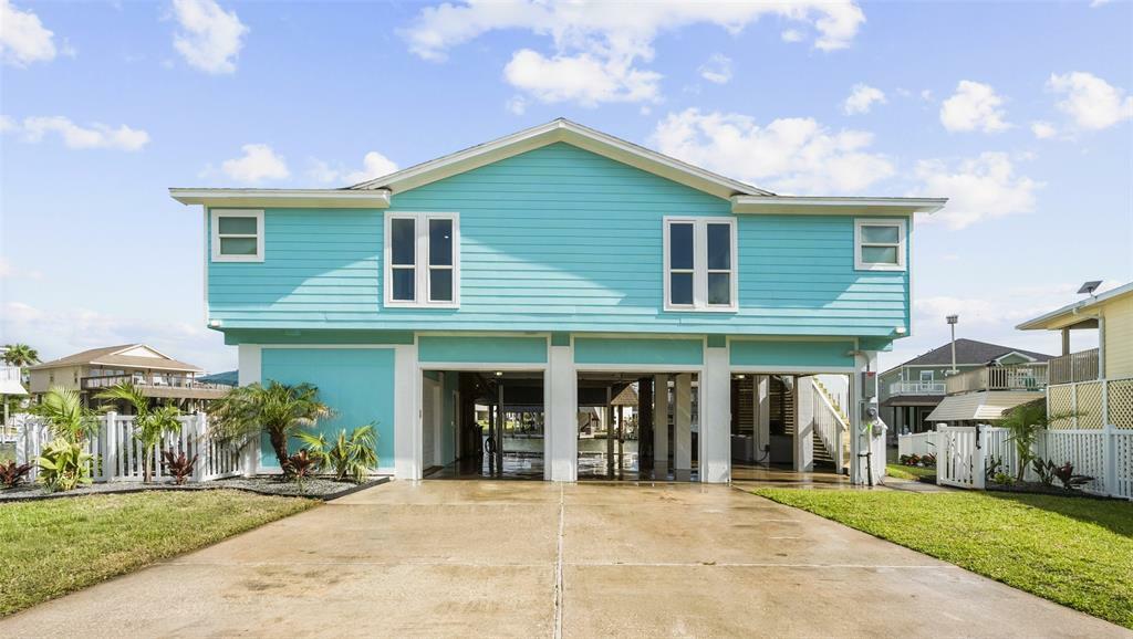 Property Photo: 1326 Hawaii Drive TX 77554