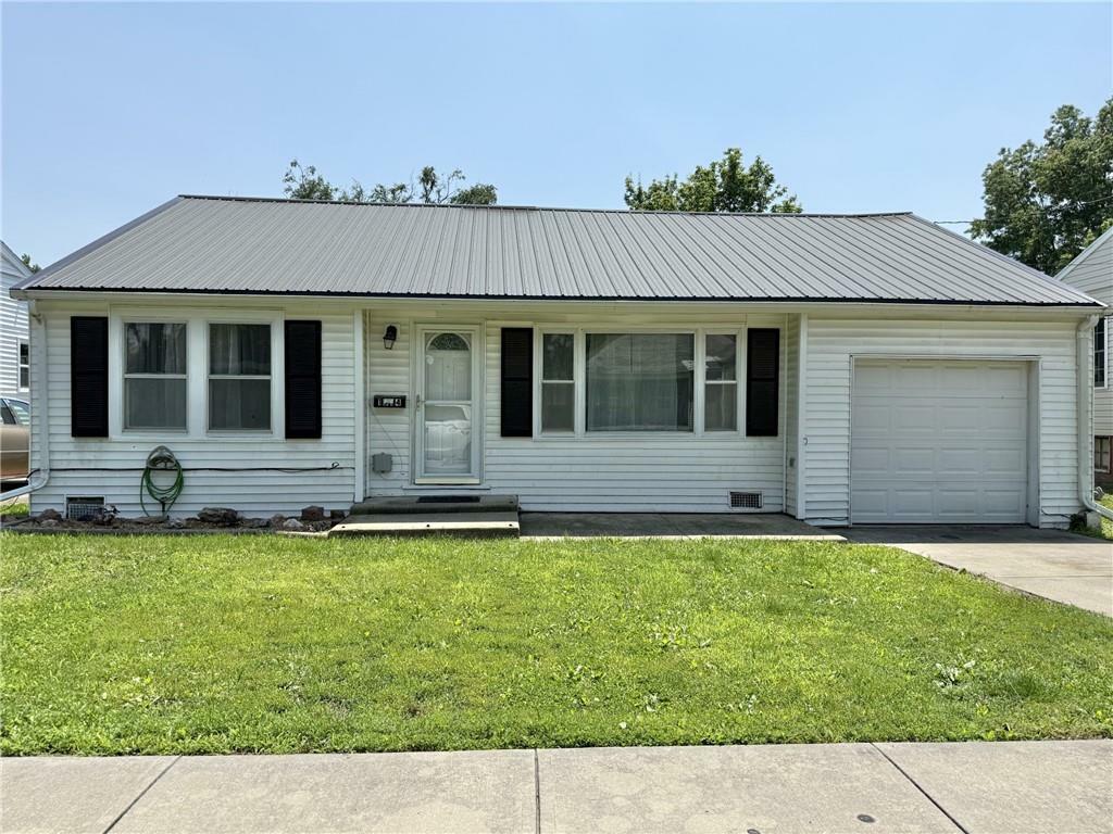 Property Photo:  1514 Bryan Street  MO 64601 