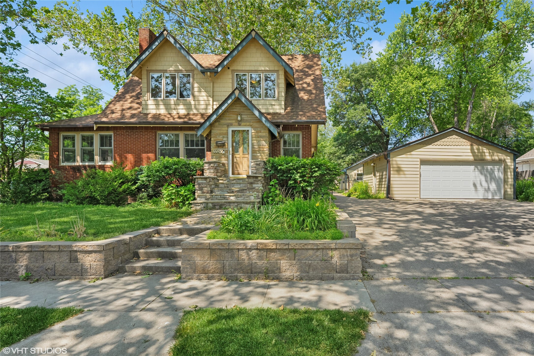 3320 SW 12th Street  Des Moines IA 50315 photo