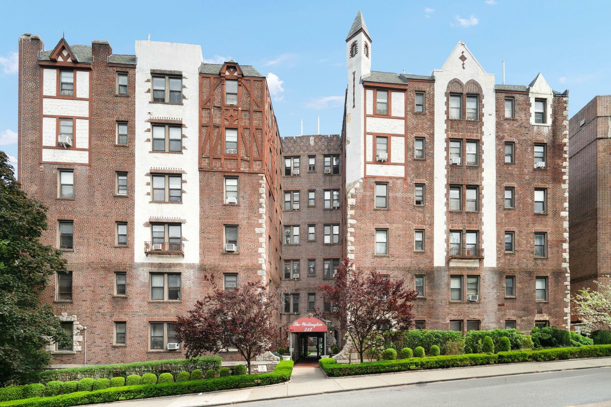 Property Photo: 312 Main Street 4F NY 10601
