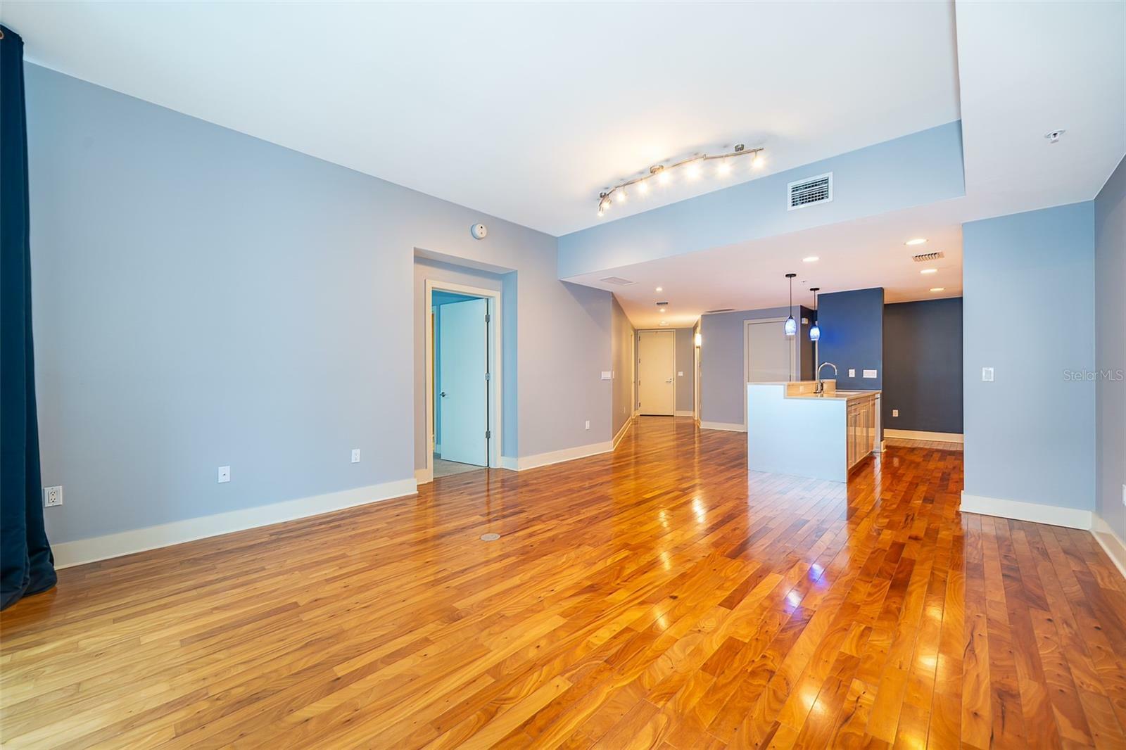Property Photo: 260 S Osceola Avenue 710 FL 32801