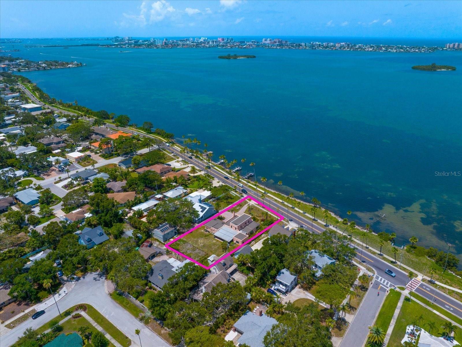 Property Photo: 43 Edgewater Drive FL 34698
