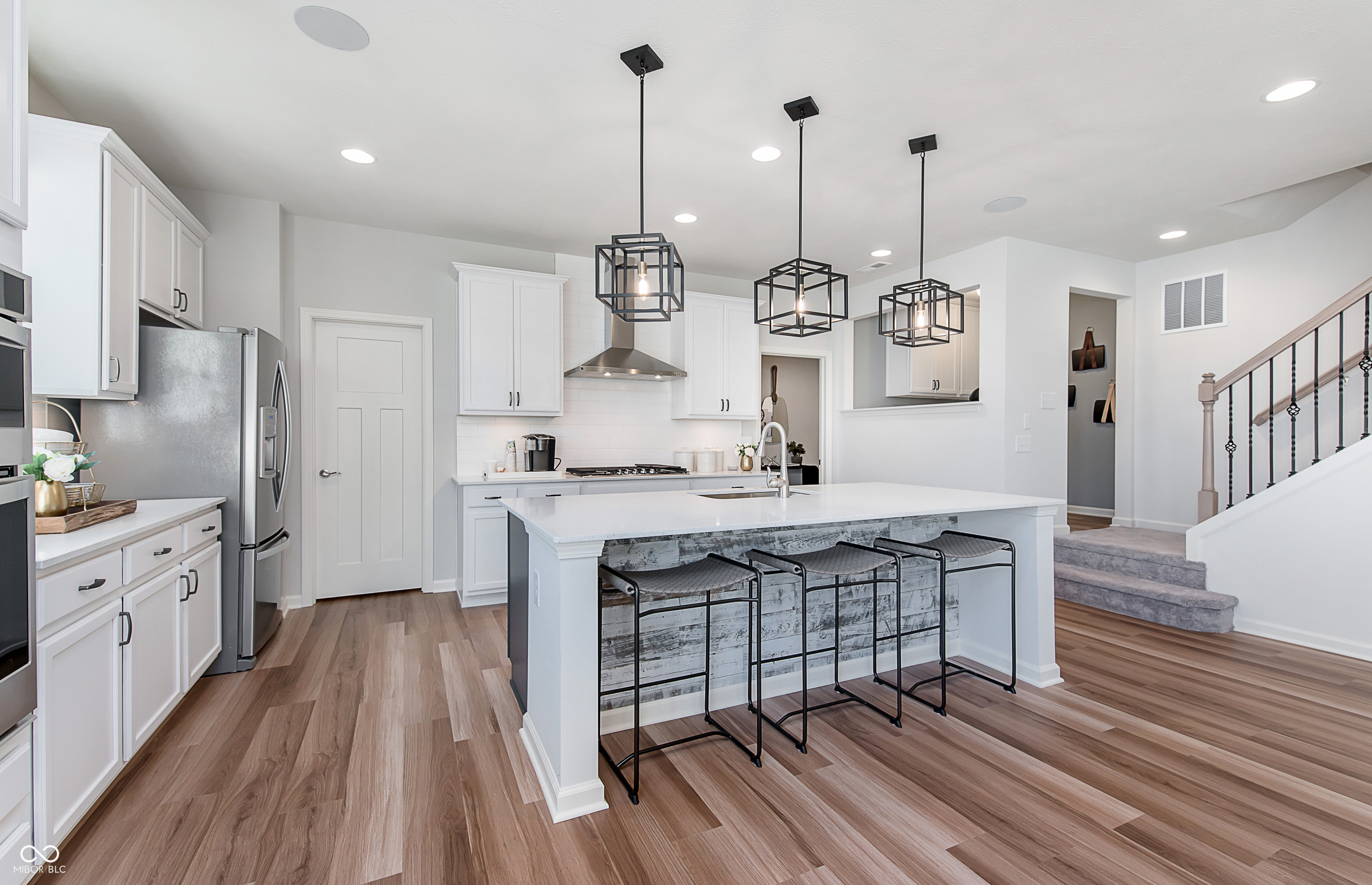 Property Photo: 8356 Leander Avenue IN 46077