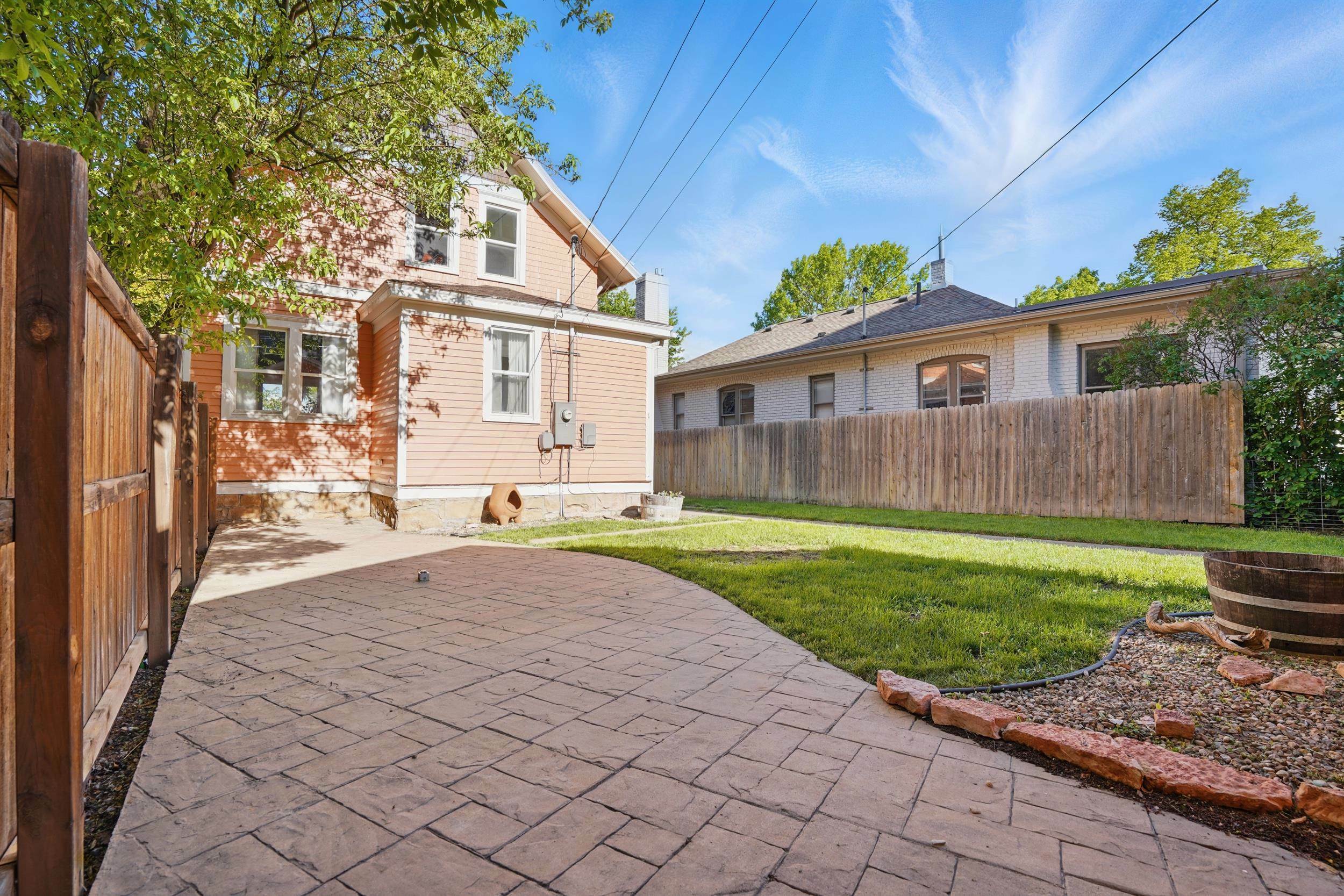 Property Photo: 1015 W Boulevard Street SD 57701