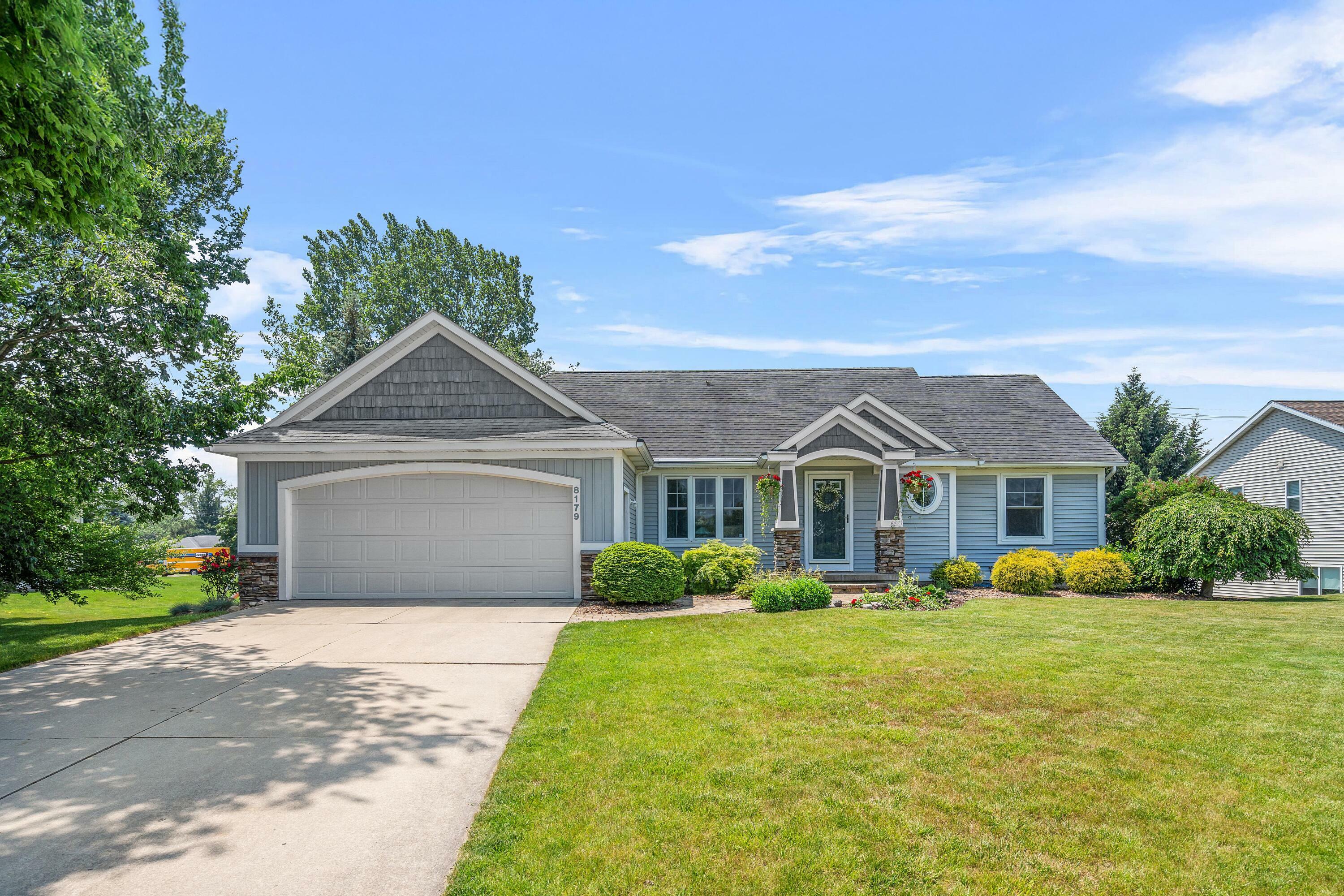 8179 Fairwood Drive  Jenison MI 49428 photo