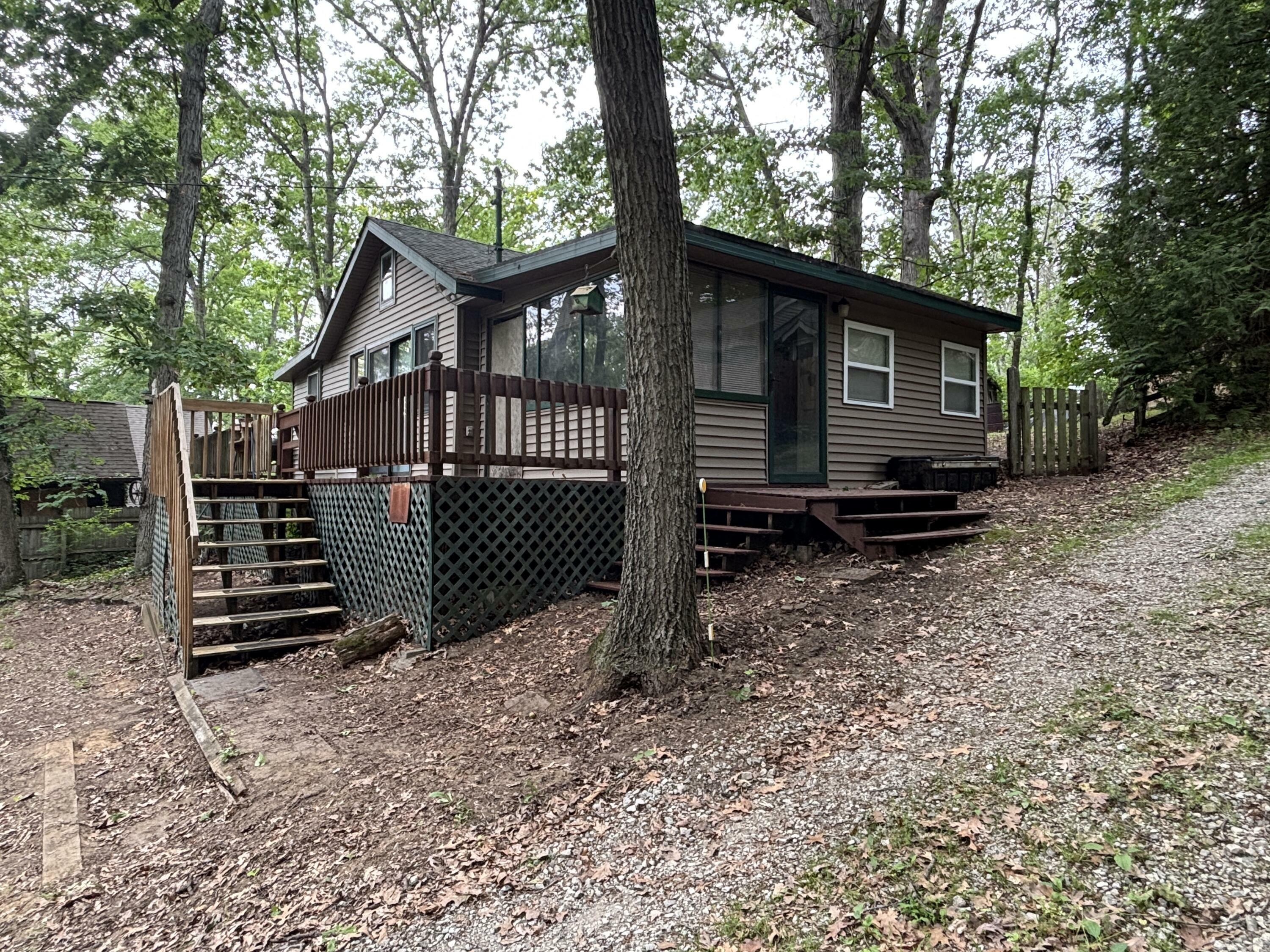 Property Photo: 2112 Timber Lane MI 49230