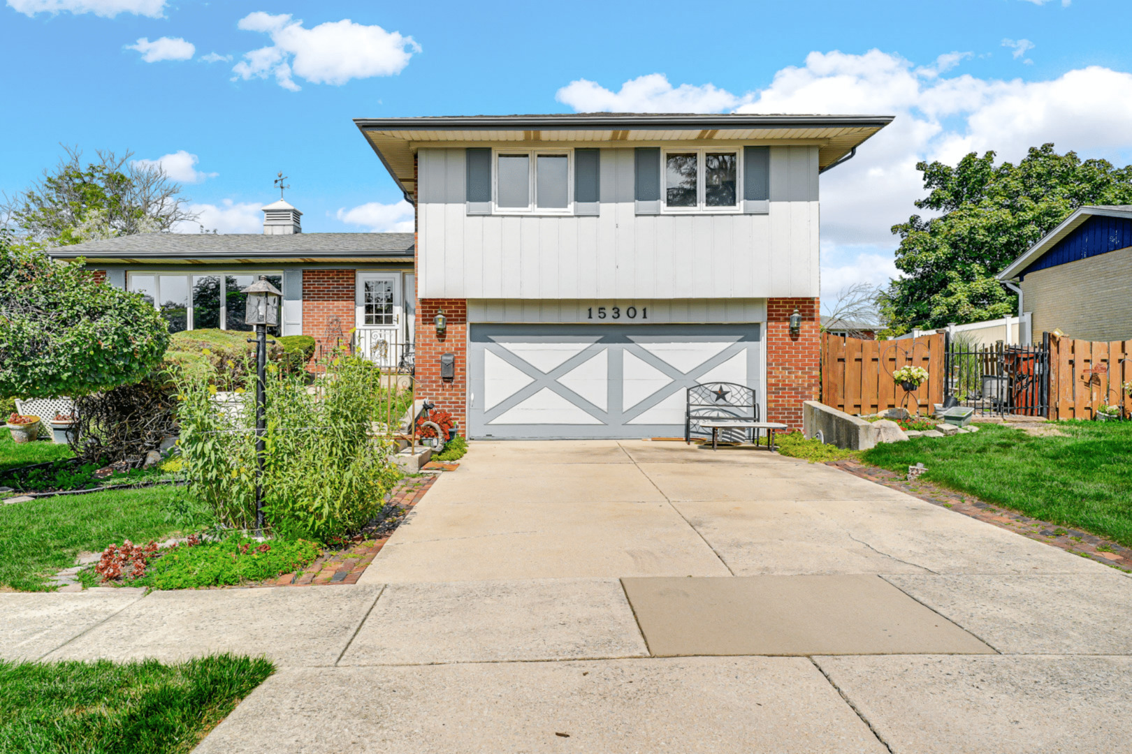 15301 Cherry Lane  Oak Forest IL 60452 photo