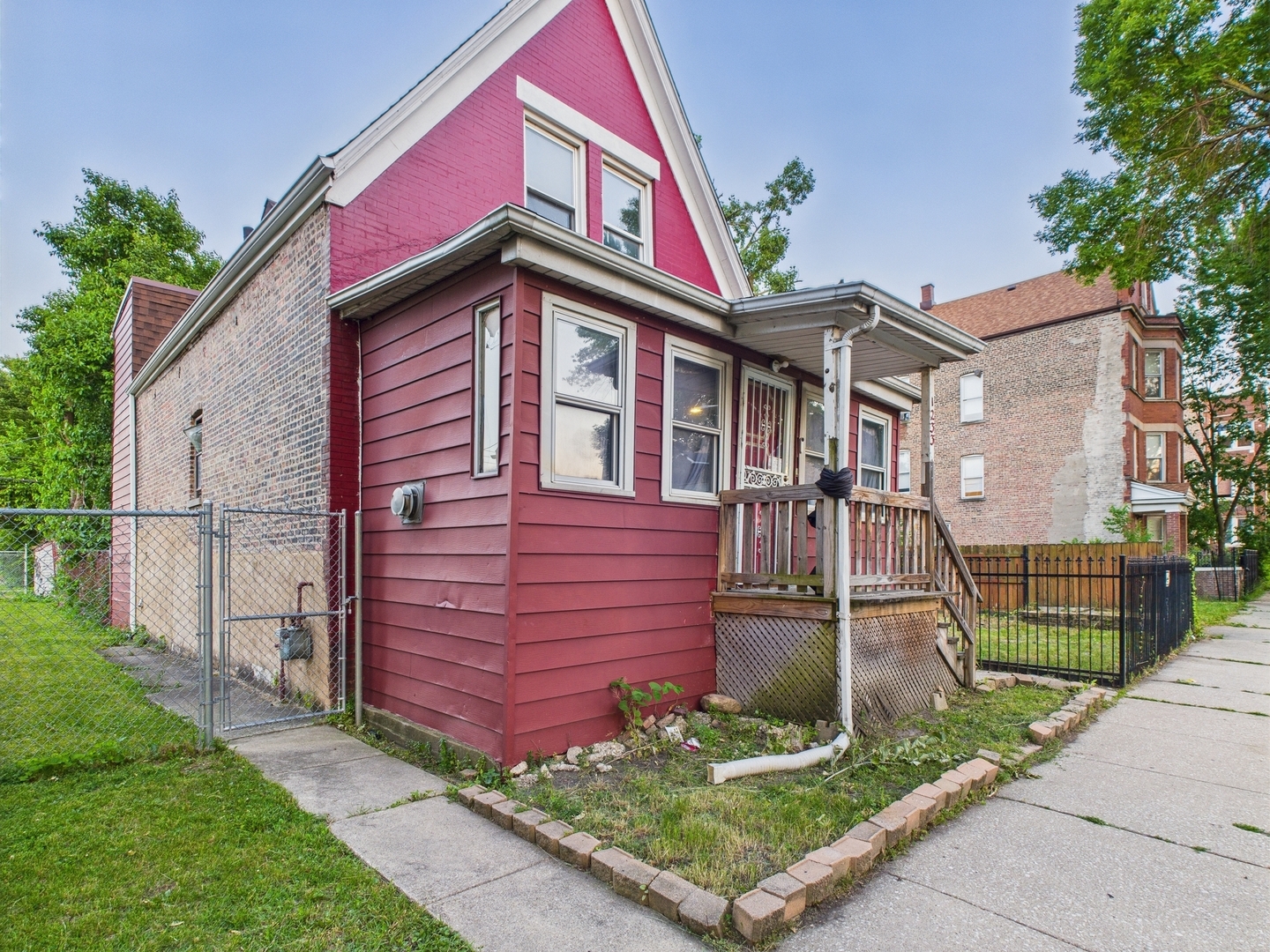 Property Photo:  1233 S Karlov Avenue  IL 60623 
