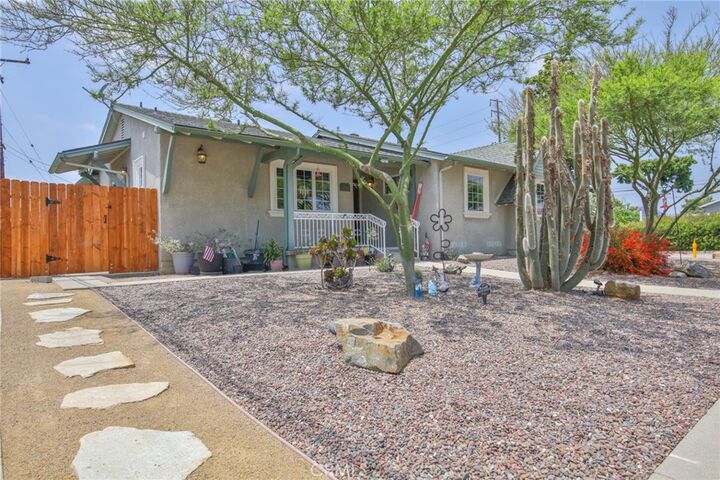 Property Photo:  11105 Pounds Avenue  CA 90603 
