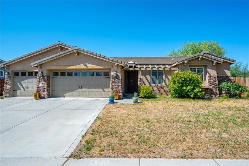 Property Photo:  796 Angus Street  CA 93446 