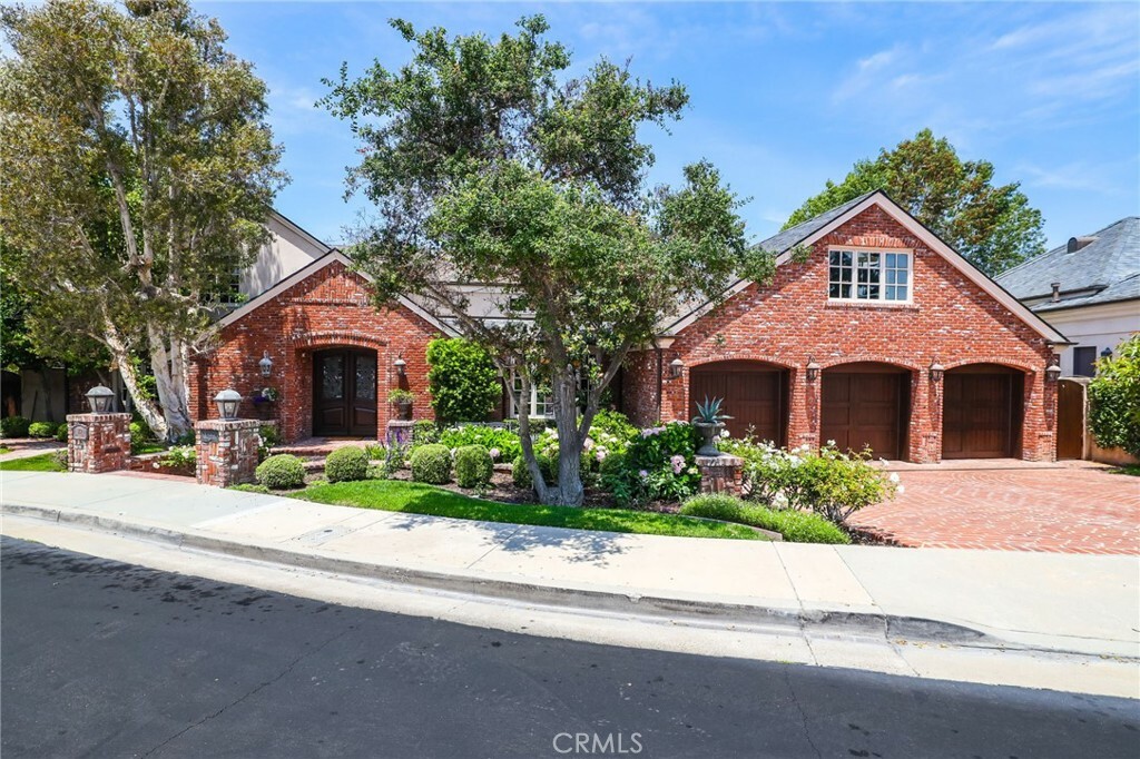 20 Cherry Hills Lane  Newport Beach CA 92660 photo