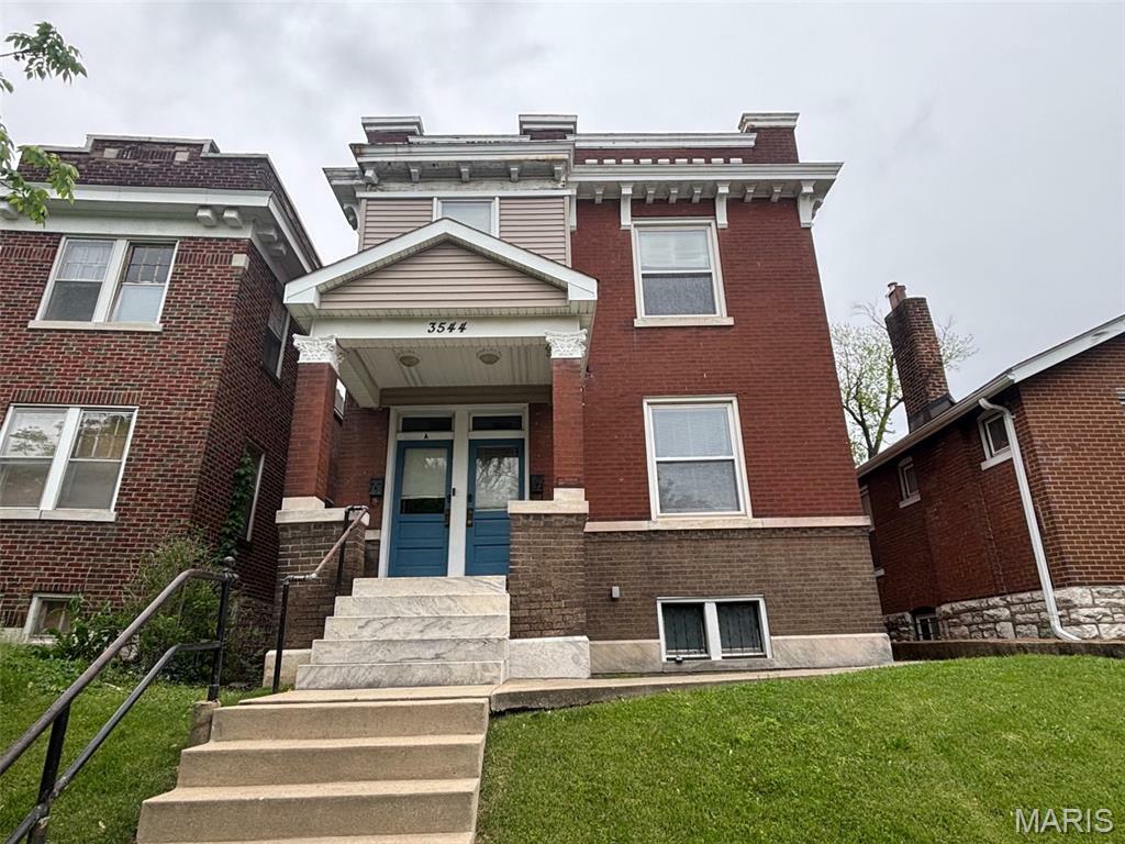Property Photo: 3544 Giles Avenue MO 63116