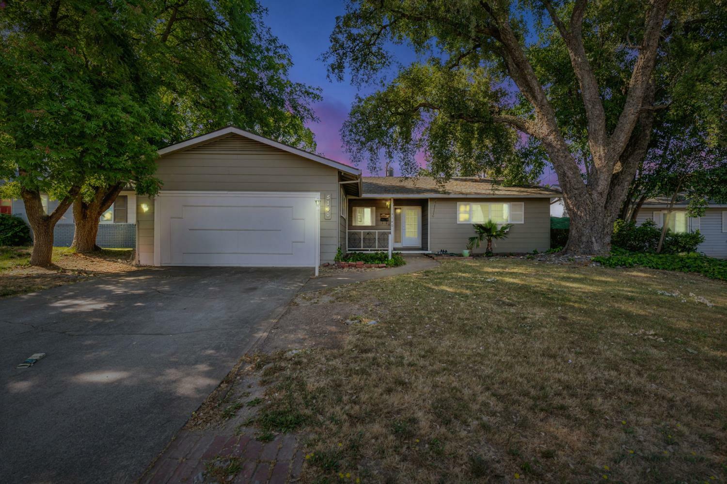 Property Photo: 5140 Rambler Way CA 95841