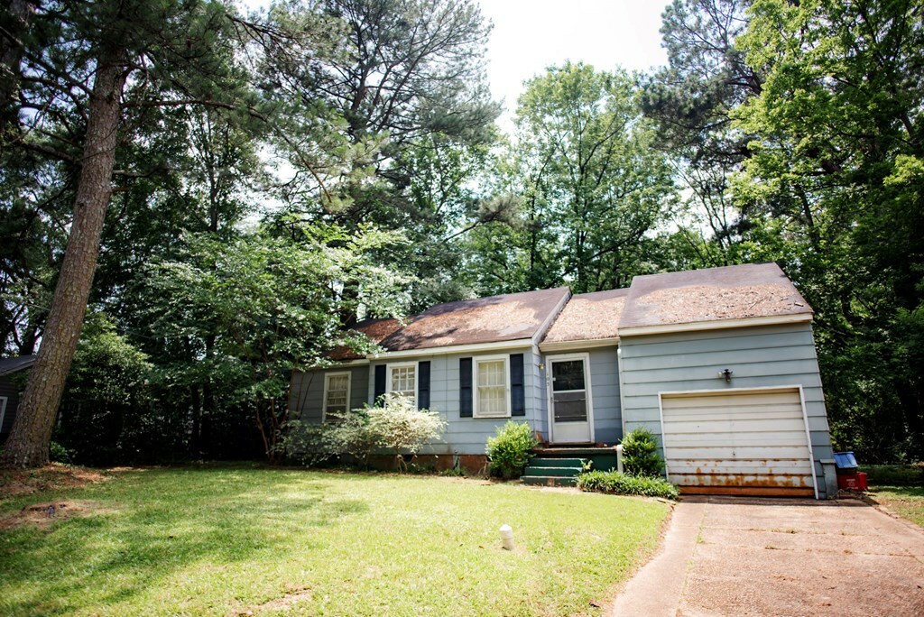 Property Photo:  105 Combs  MS 38655 