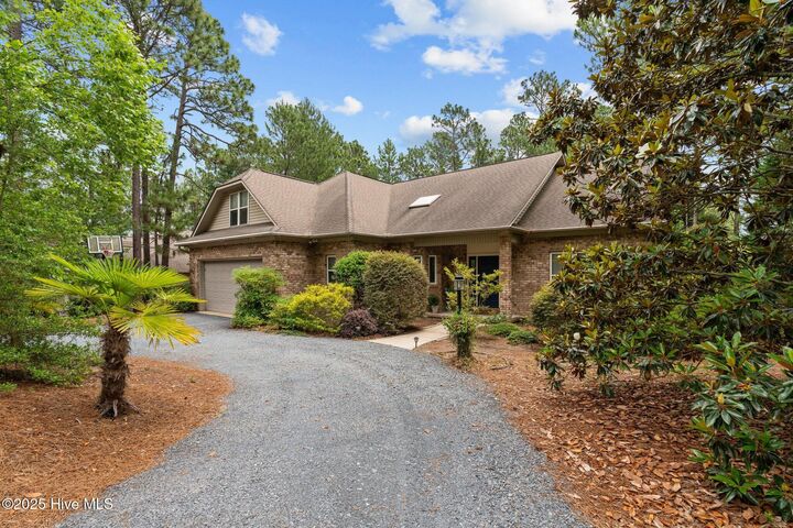 105 Salem Drive  Pinehurst NC 28374 photo