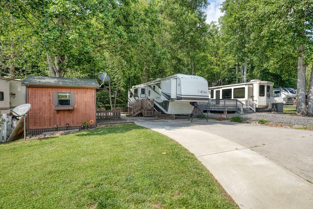 Property Photo: 28 Destination Drive GA 30512