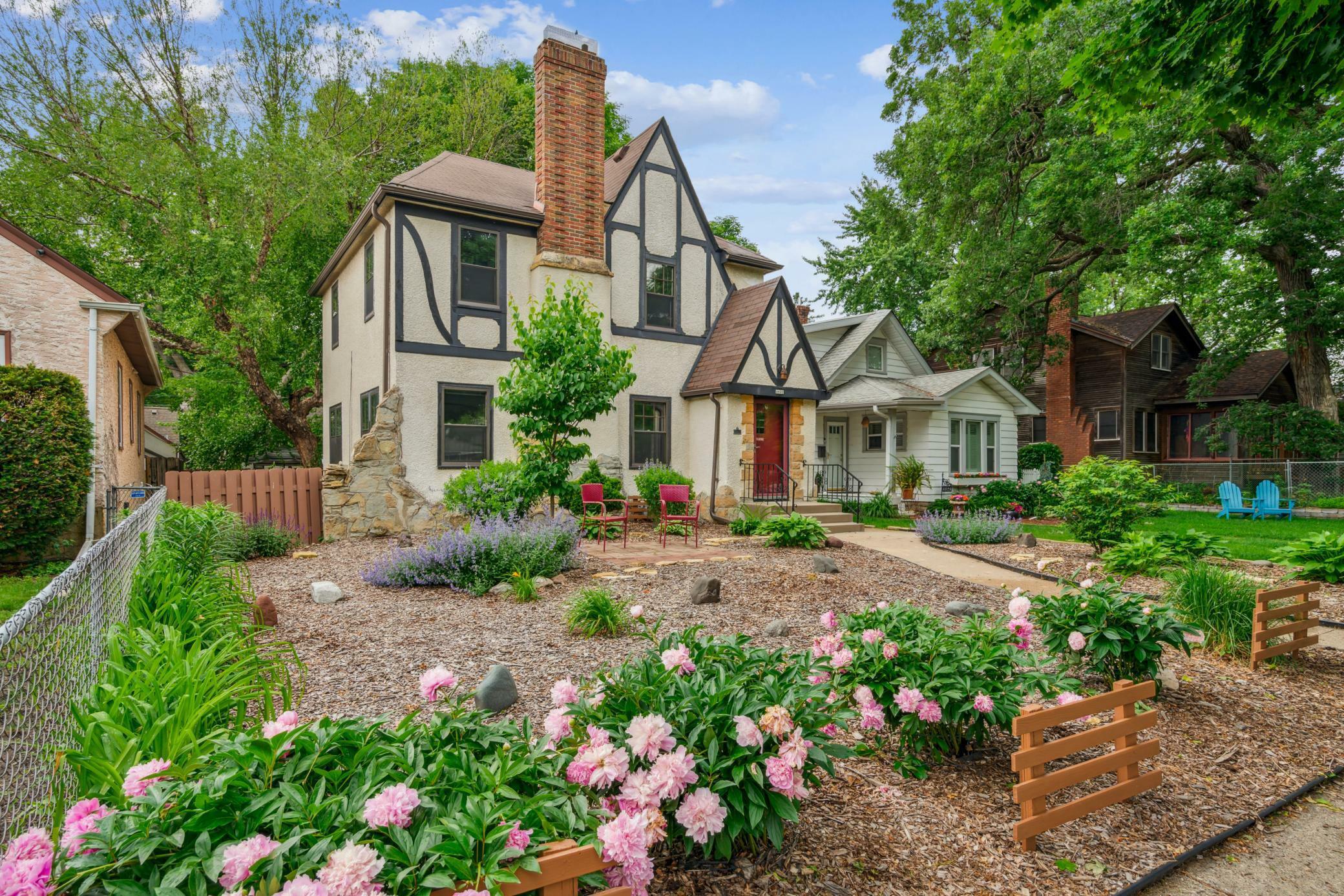 Property Photo: 4832 Park Avenue MN 55417