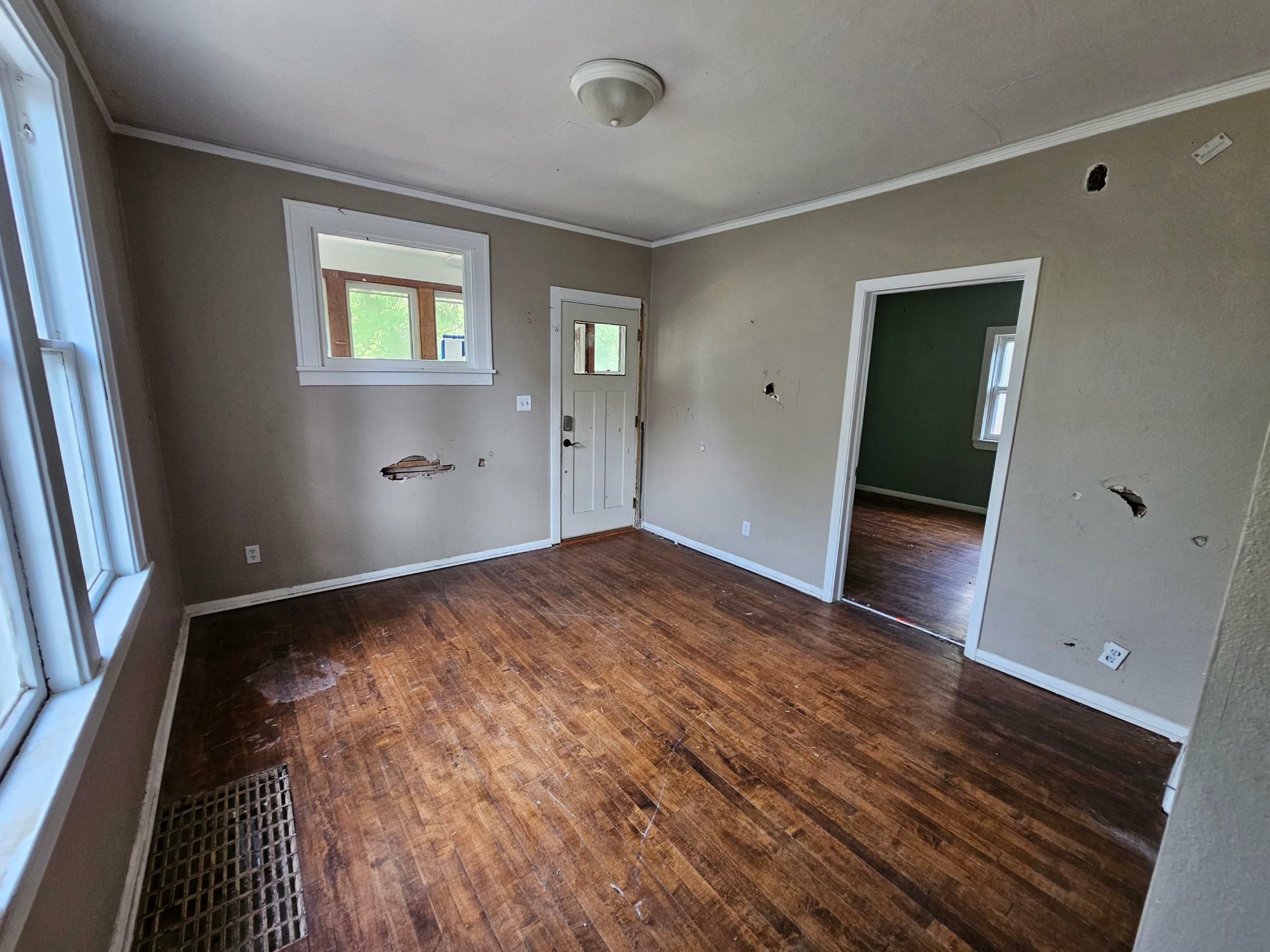 Property Photo: 652 36th Avenue NE MN 55418