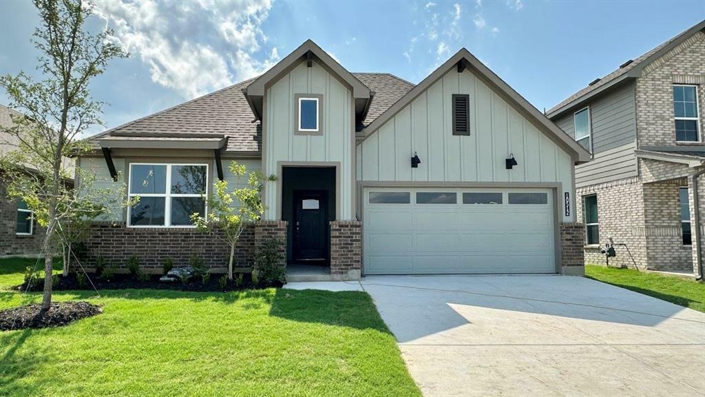 Property Photo: 10512 Blue Lapis Road TX 76036