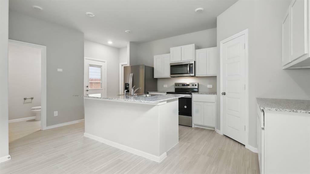 Property Photo: 3129 Pecan Farm Lane TX 76140