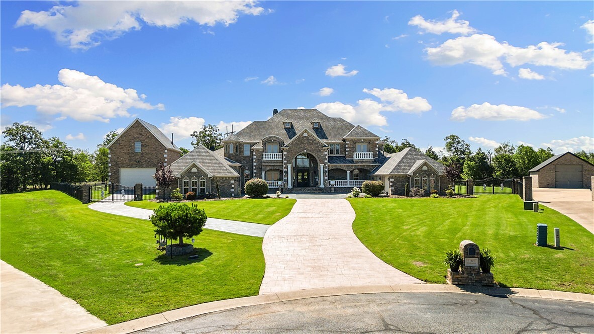 Property Photo: 11921 Churchill Downs Drive AR 72762