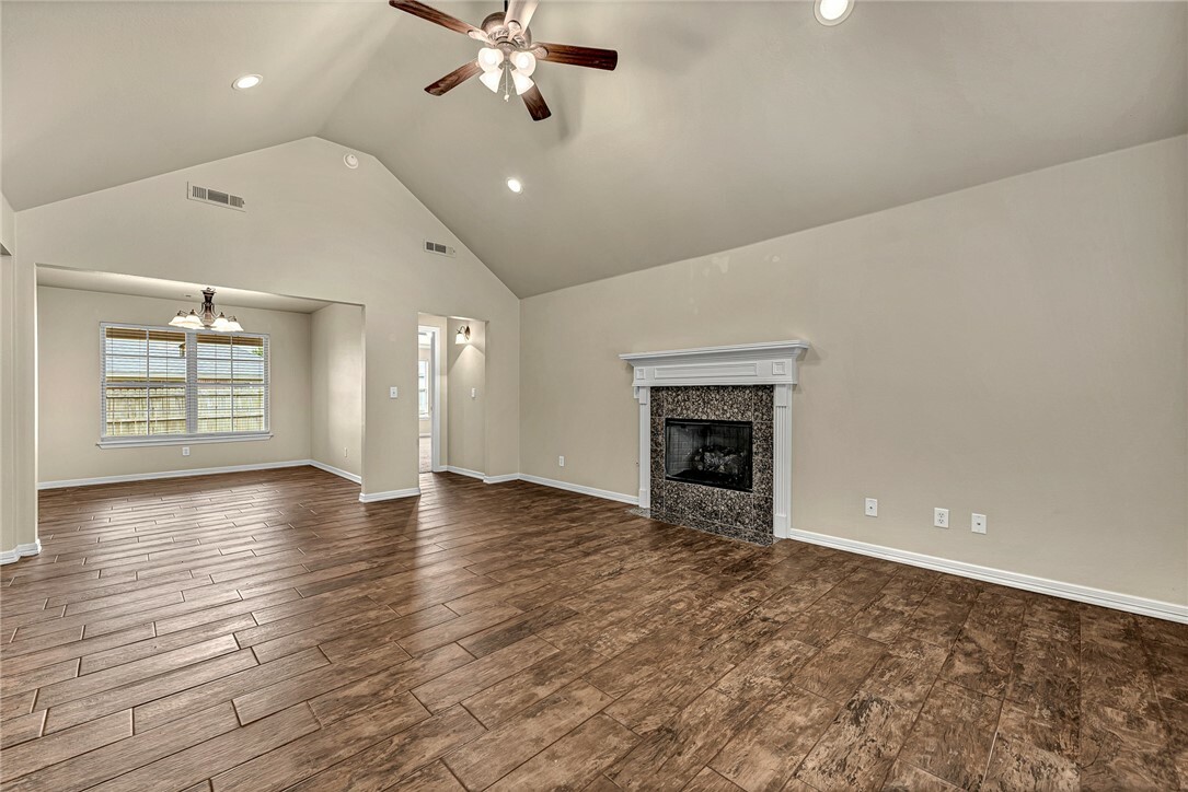 Property Photo: 6004 S 36th Street AR 72758