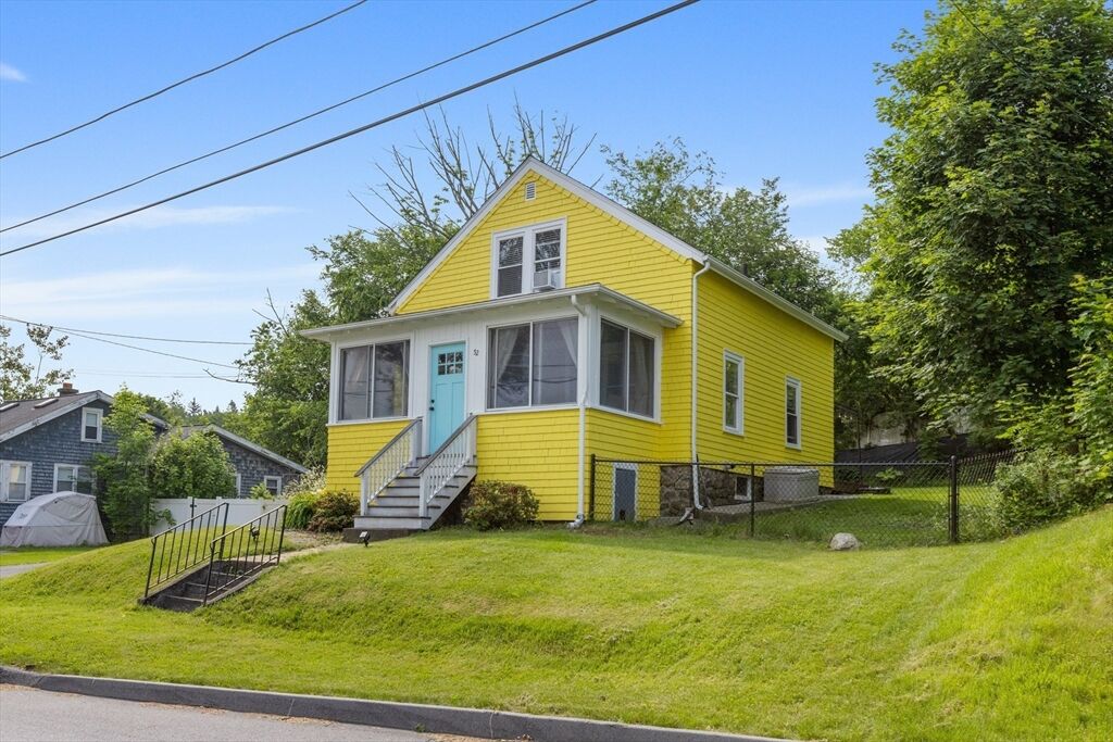 Property Photo: 52 Kalmar St MA 01606