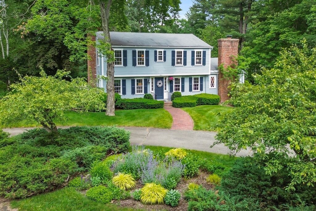 Property Photo: 15 Thoreau Rd MA 01720