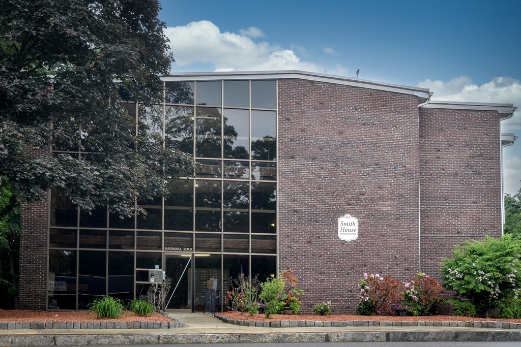 Property Photo: 915 Edgell Road 85 MA 01701