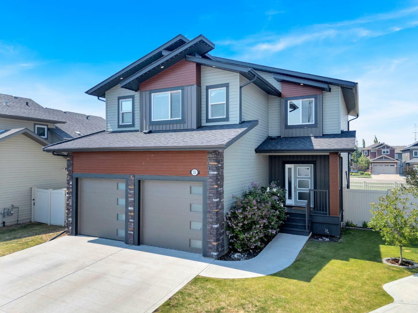 Property Photo: 22 Victory Close AB T4R 0N2