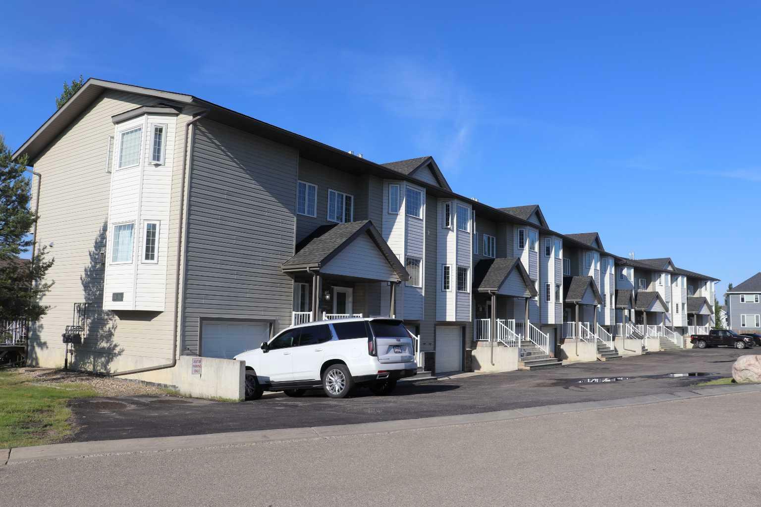 Property Photo:  1616 41 Street 5  AB T7E 0A5 