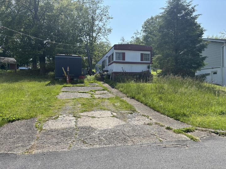 Property Photo:  602 Shawnee Street  PA 18013 