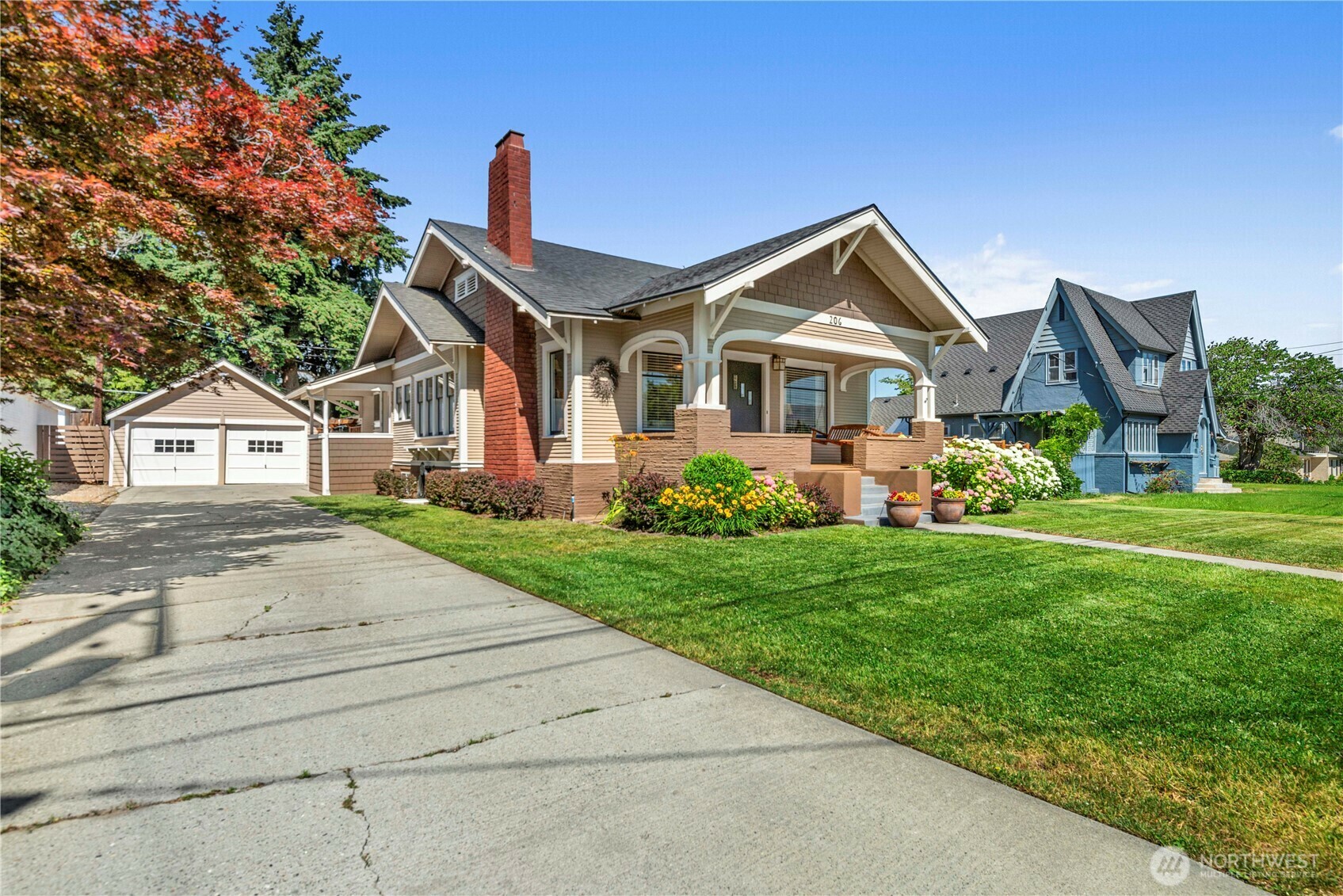 Property Photo: 206 S Miller Street WA 98801