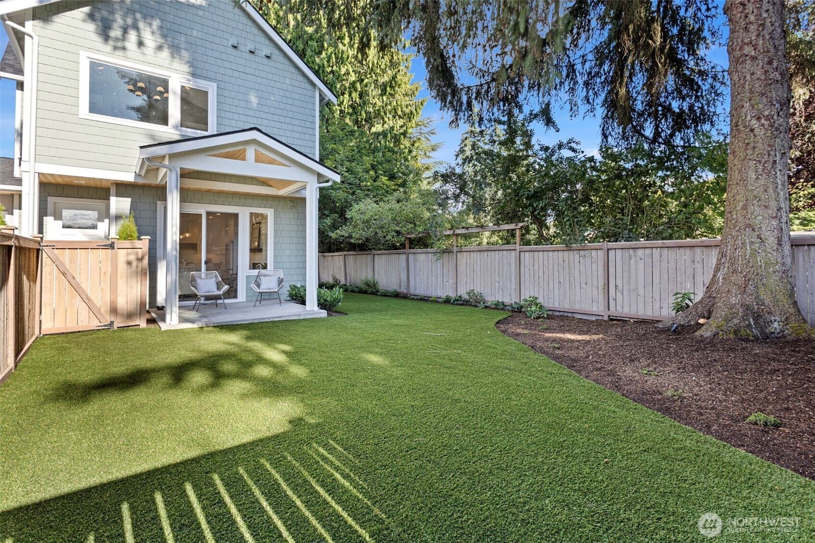 Property Photo:  12847 NE 113th Street  WA 98033 