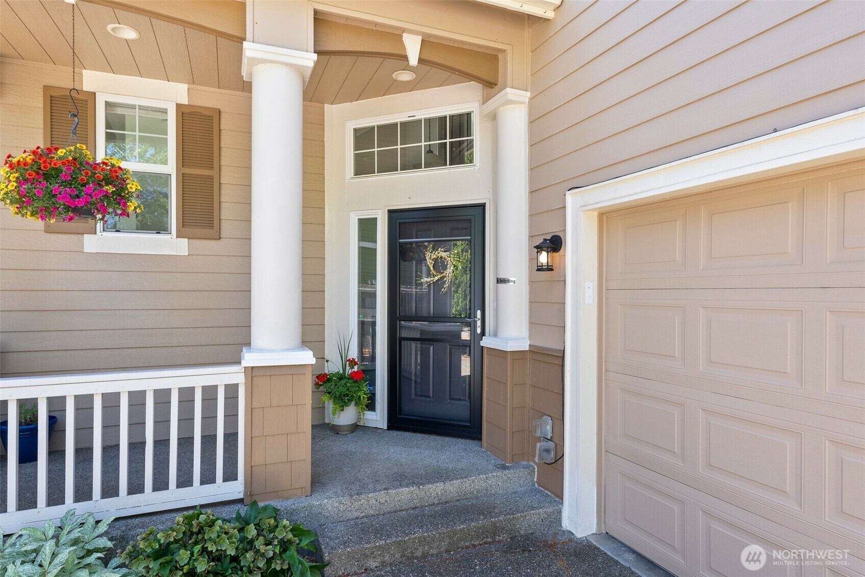 Property Photo: 4109 Ingleside Loop SE WA 98503