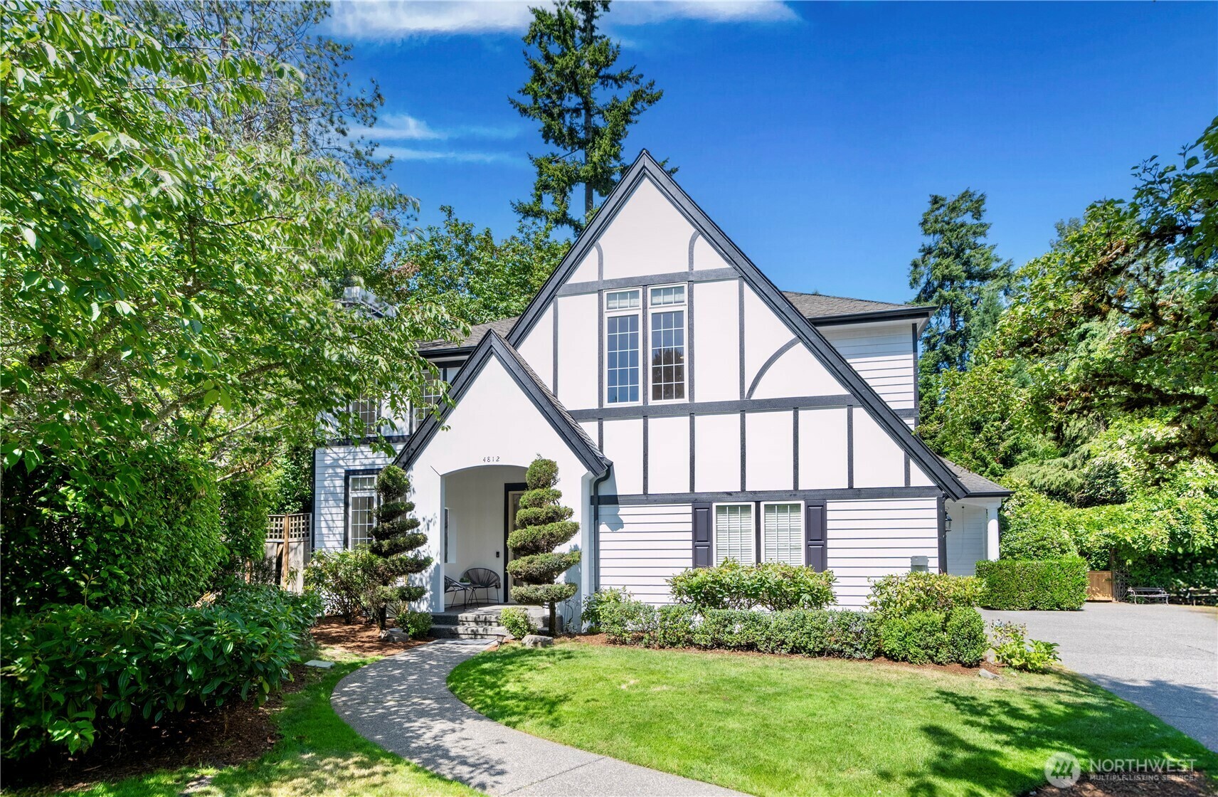 4812  162nd Place SE  Bellevue WA 98006 photo