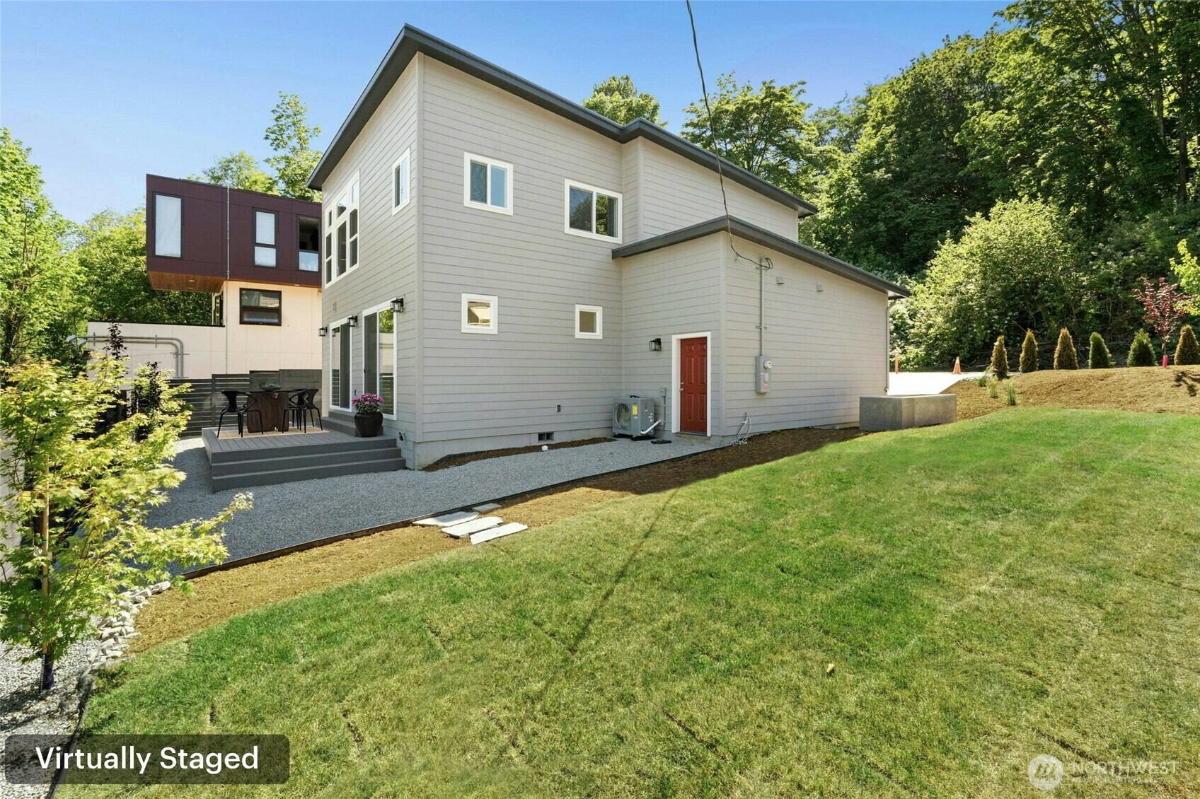 Property Photo: 3010 Fauntleroy Avenue SW WA 98126