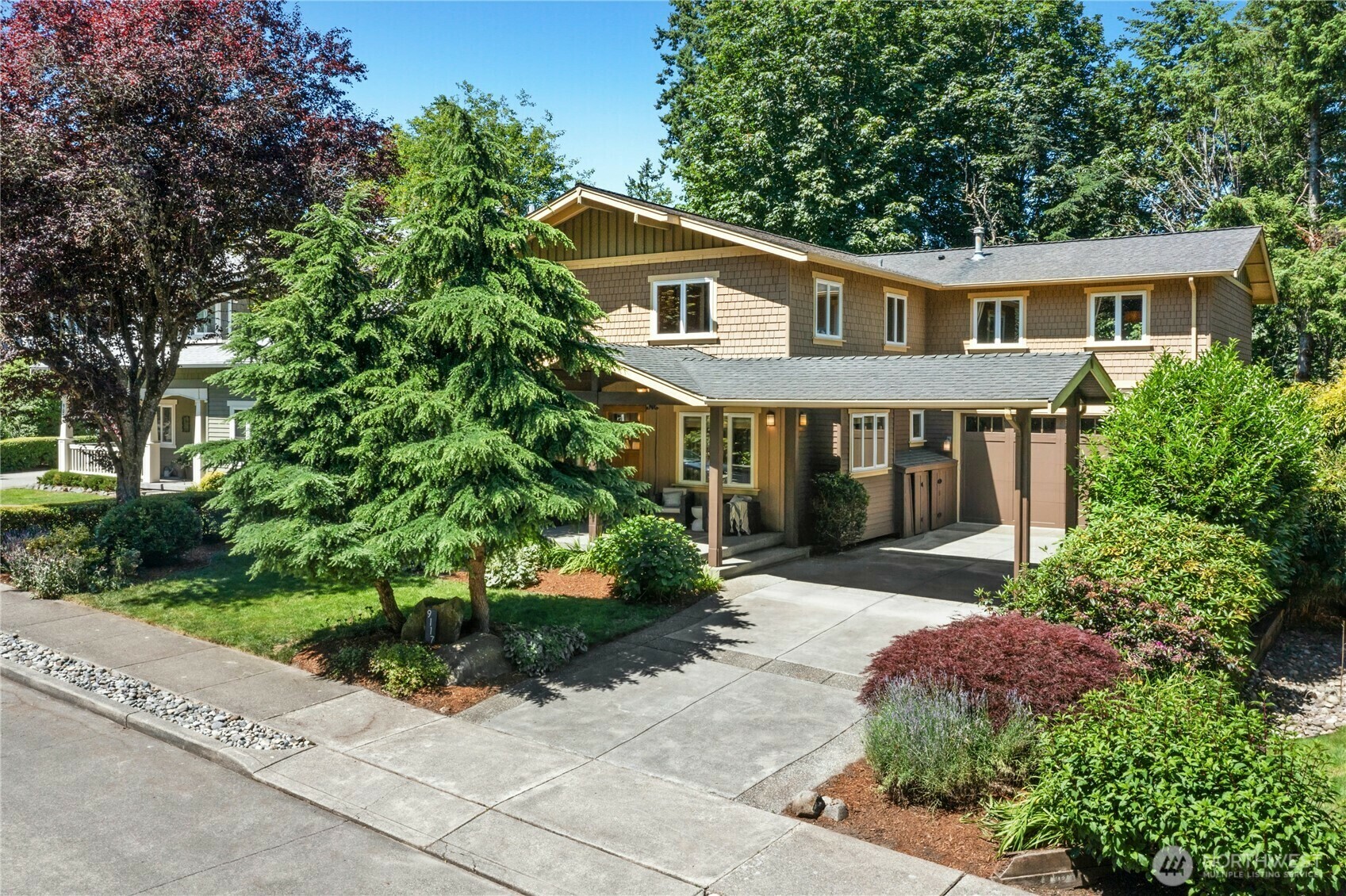 Property Photo: 9117 North Town Drive NE WA 98110