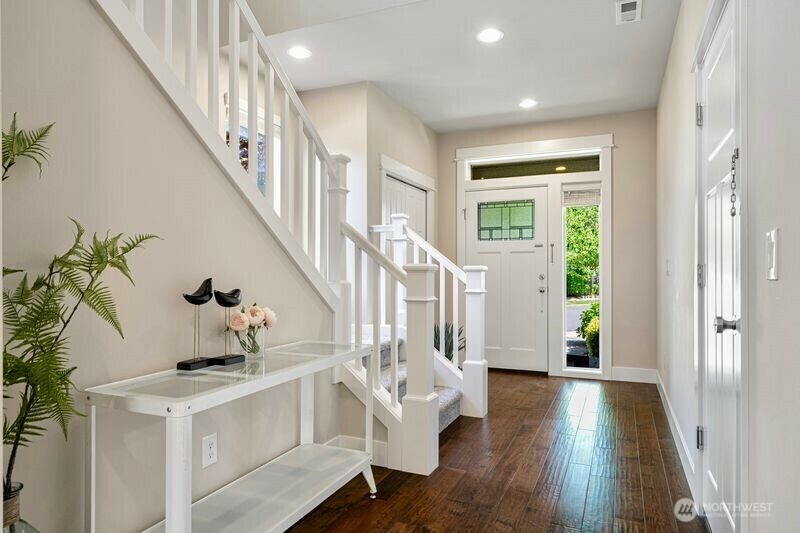 Property Photo: 3718 226th Place SE WA 98021