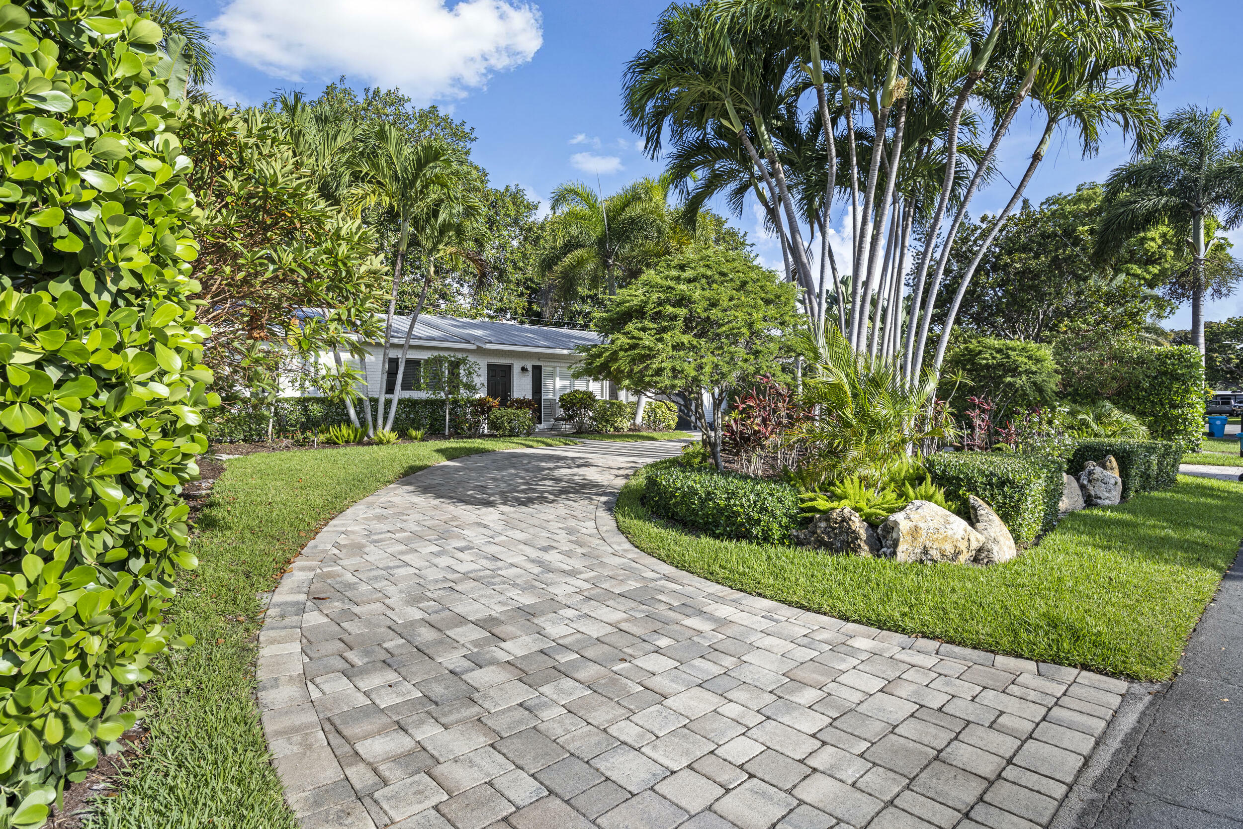 Property Photo: 2639 SW 8th Street FL 33435