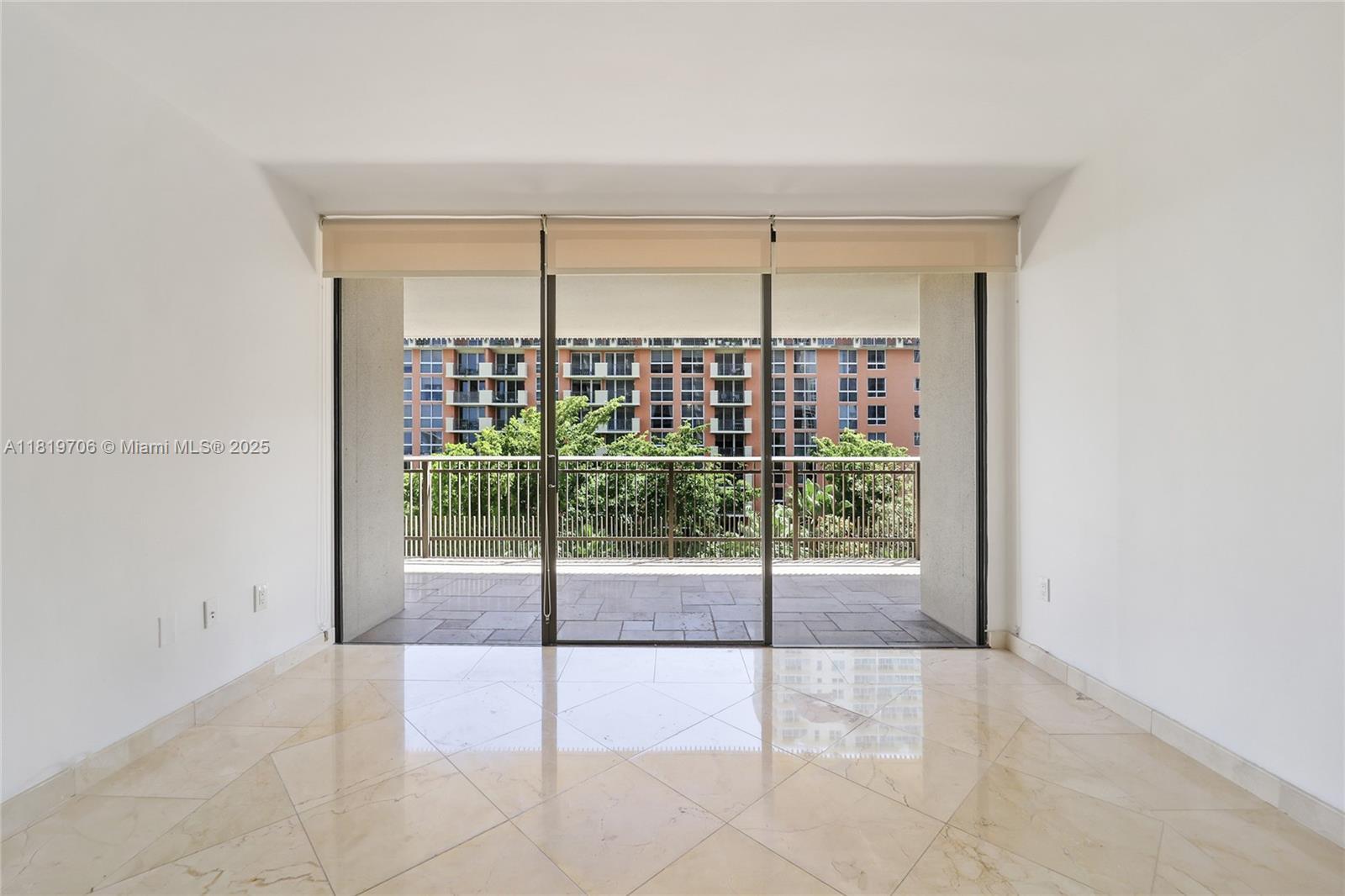 Property Photo: 2901 S Bayshore Dr 7E FL 33133