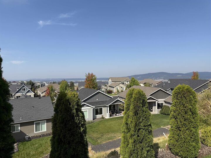 Property Photo:  59 S Parkview Ct  WA 99019 